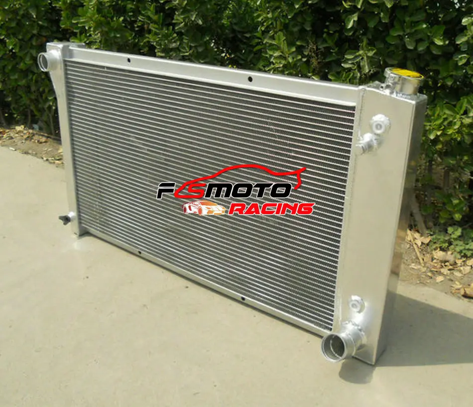 3Row Aluminum Radiator For Chevy C10 C/K C10 C20 C30 Pick up Truck 1967 1968 1969 1970 1971 1972 AT