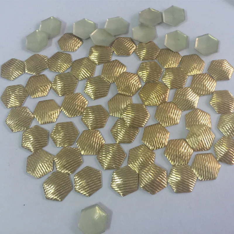 500pcs 10*10mm Gold Hot fix Studs Hexagon Shape Flat Back Cutting Nailheads Iron on Heat Transfer Loose Rhinestuds For DIY