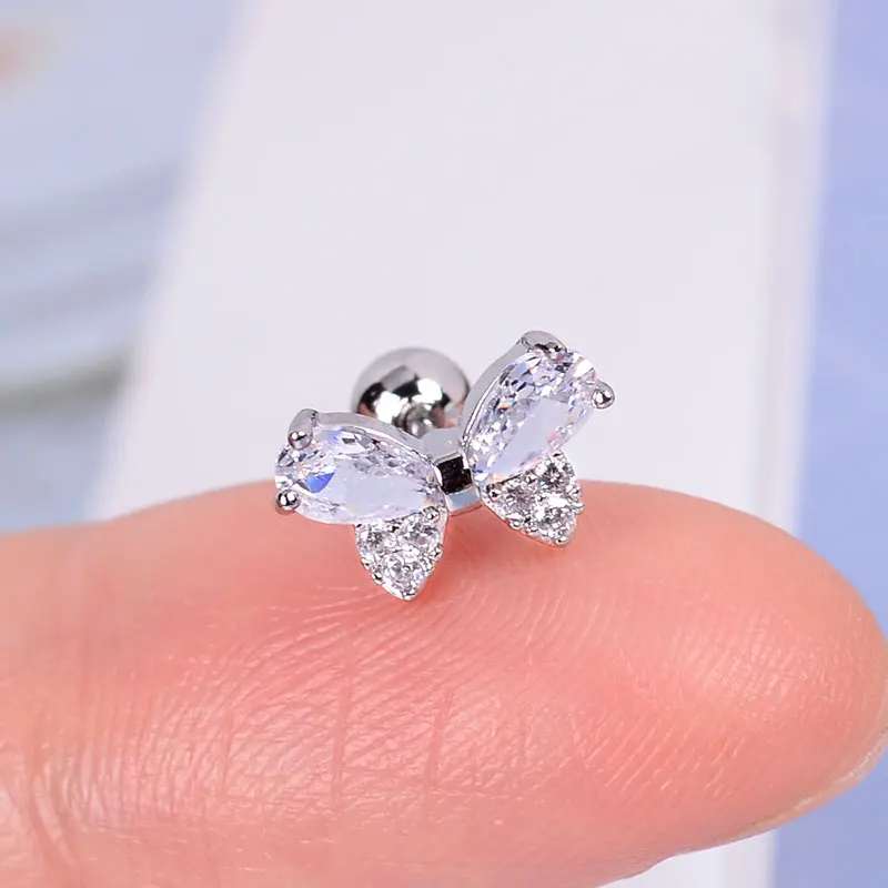 1Ps Korean Fashion Animal Gecko Studs Earring Crystal Butterfly Helix Cartilage Piercing Jewelry Tragus Conch Screw Back Earring