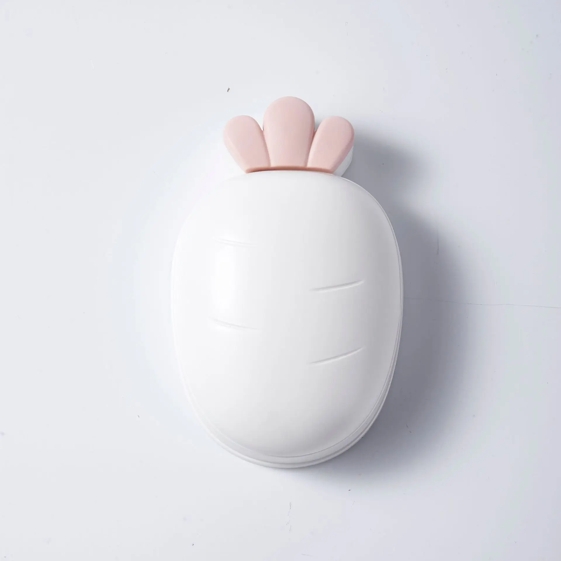 새로운 무 비누 상자, 뚜껑이 달린 세련되고 귀여운 비누 상자, 물을 필터링하는 중공