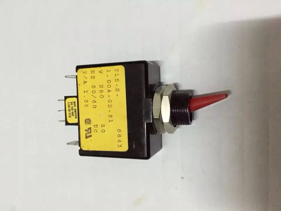 T15-2-1.00A-02-31V États-Unis AIRPAX Ebers T15-2-1.00A-02-31V 250V1.35A toghidden breaker tout neuf (1 pièce)