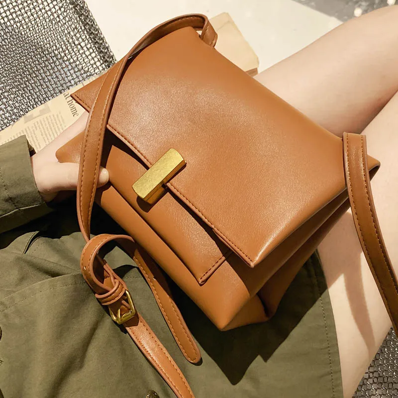 

Branded Flap Shoulder Bag Vintage Leather Big Shoulder Bags For Women 2020 Chain Crossbody Bag Women Hand bag And Purse Totes