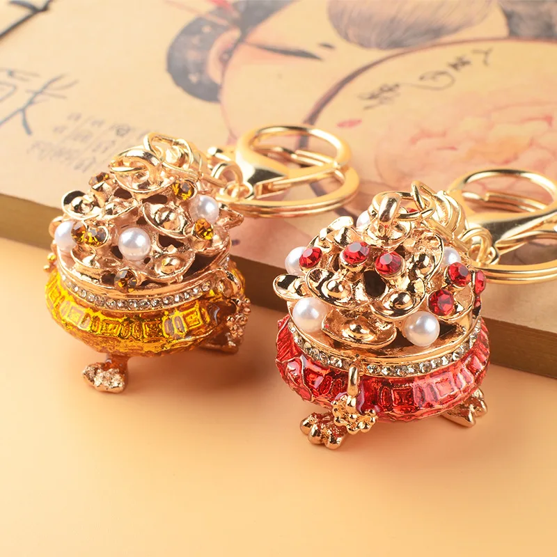 Cornucopia keychain ingot Chinese style lucky pendant creative golden key pendant with great wealth
