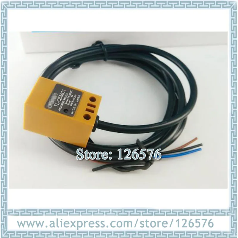 

Limit Switch 10V-36VDC CNC Machine Sensor Emergency Stop Switch