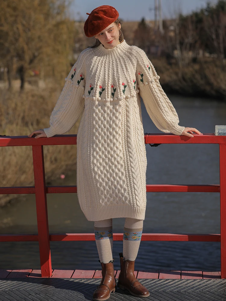 

LYNETTE'S CHINOISERIE Spring Autumn Women Vintage Exquisite Handmade Embroidery Woolen Knitted Pullover White Bottom Dresses