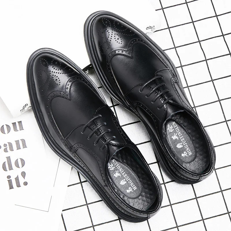 

mens casual business wedding formal dresses soft leather brogue shoes black bullock shoe gentleman sneakers chaussure homme male