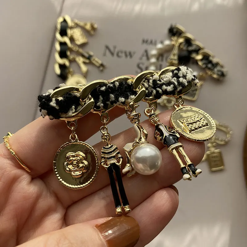 bag heels Antique French brooches For women clothing accessories chain fringed pearl pin brooches