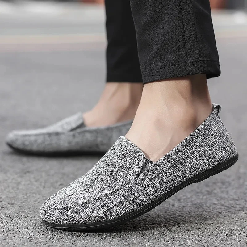 2021 New Arrival Plus Size 45 Boys Spring And Autumn Shoes Black Slip-On Man Vulcanized shoes Leisure Cheap Male Vulcanize shoe