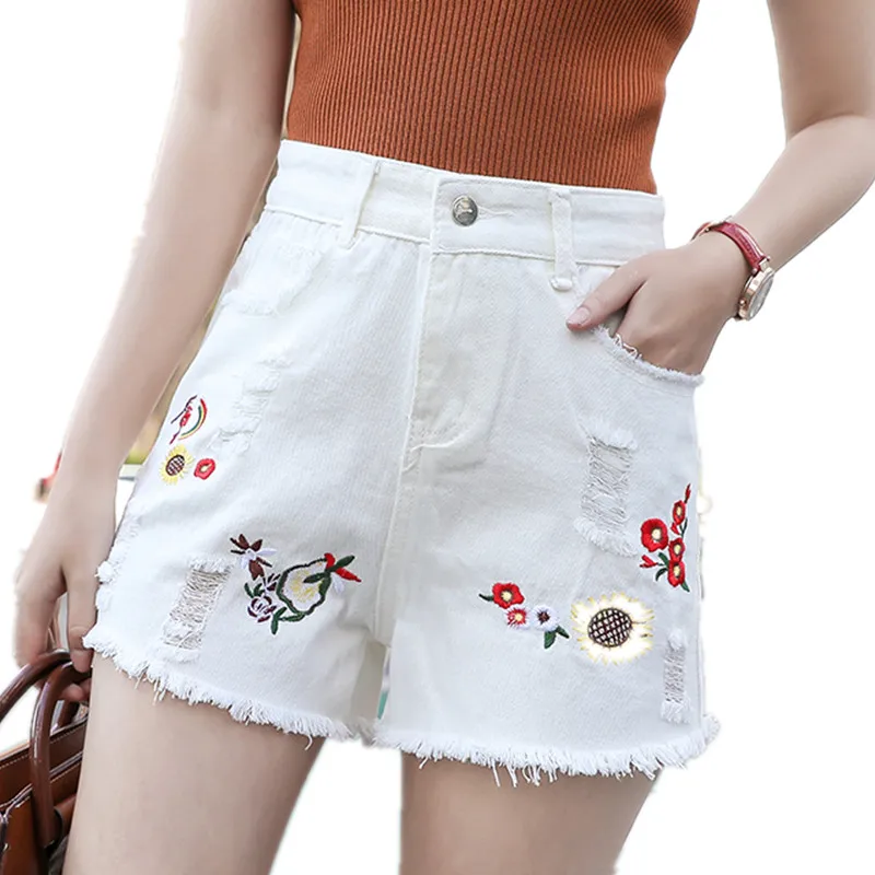 White denim shorts women summer 2022 new high waist loose Korean wild student a-line wide-leg hot pants A363