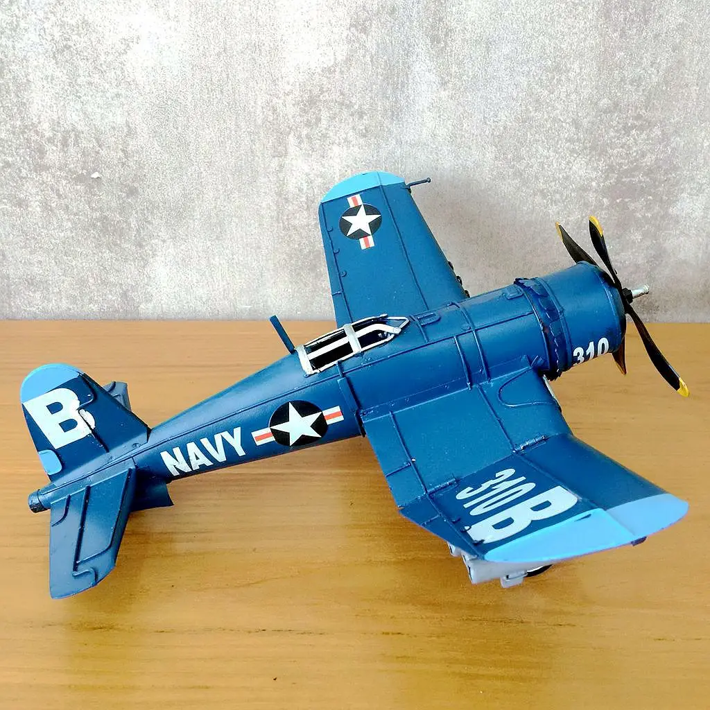 Vintage Ironwork Tin Airplane Model Crafts Handmade Collection Handicraft Decorations Gifts Retro Nostalgic