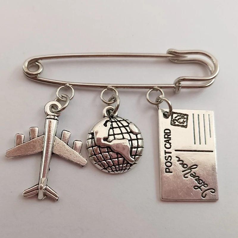 1pcs Love Travel Charm Airplane Brooch Globe Compass Passport Brooch Best Friends Gift Brooch,Gift for Flight Attendant