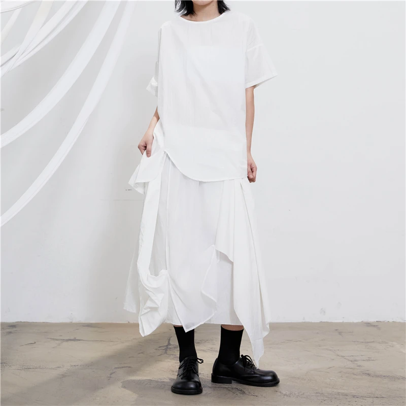 Summer ladies round collar solid color irregular design hem simple loose fashion short-sleeved T-shirt back button pleats short