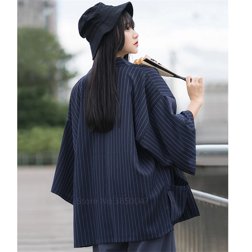 

Kimono Women Men Ao Dai Cardigan Traditional Japanese Clothing Asian Clothes Couple Striped 3/4 Sleeves Loose Samurai Yukata