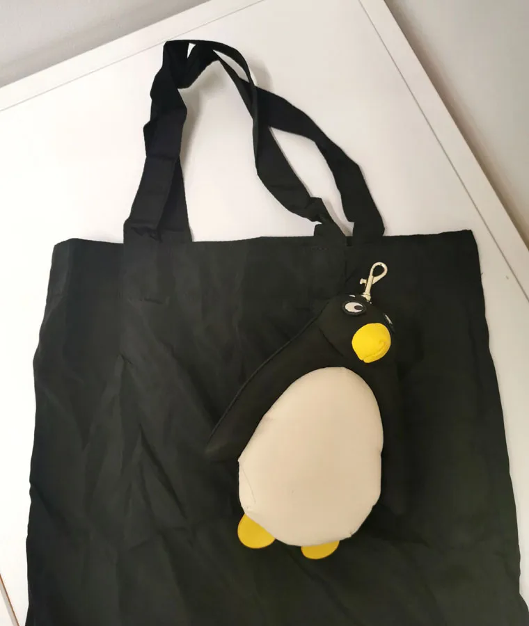 Cute Penguin Nylon Fabric Pendant Women Travel Large Capacity Folding Shopping Bags Portable Storage Shoulder Bag Lady\'s handbag