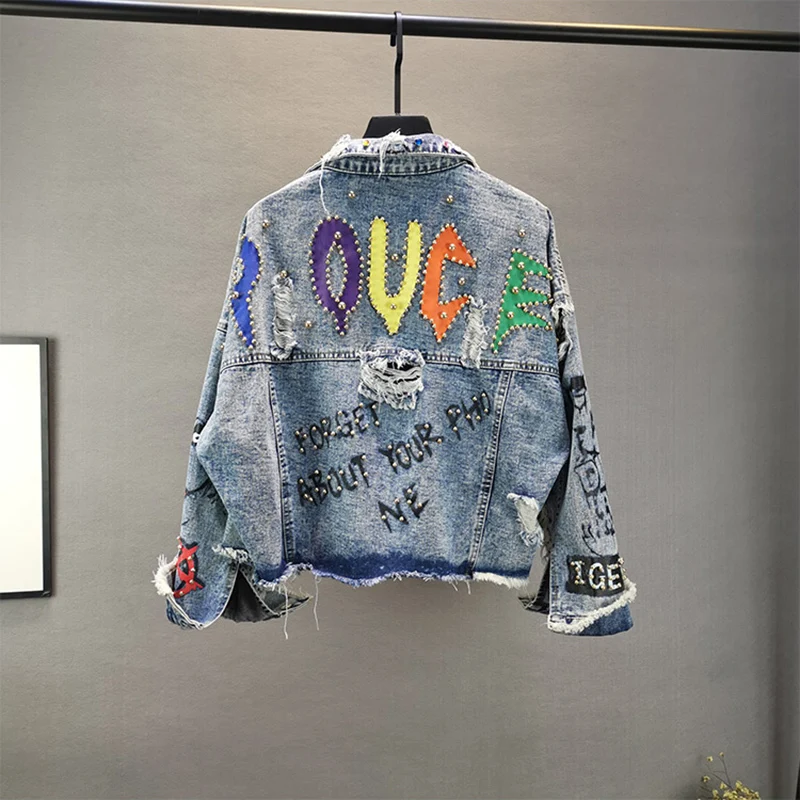 Manual Beaded Diamond Letter Graffiti Print Women Denim Jacket Spring Autumn 2024 Blue Short Hole Jean Jacket Casual Veste Femme