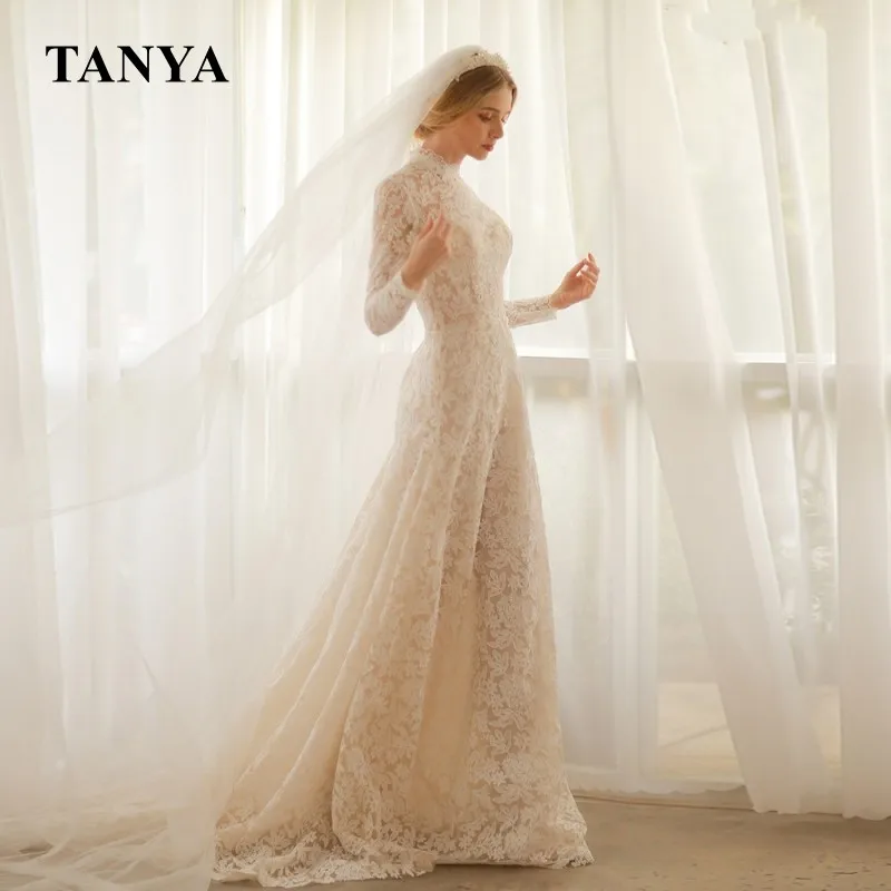 Bohemian Lace Wedding Dress 2022 High Neck Long Sleeves Button Back A Line Elegant Bridal Gown Bohemian Modest Vestidos SWD100