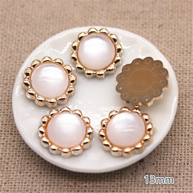 50pcs 13mm Golden Flower Pearl Plastic Flat back Button Decoration Sewing Craft Scrapbook Accessories