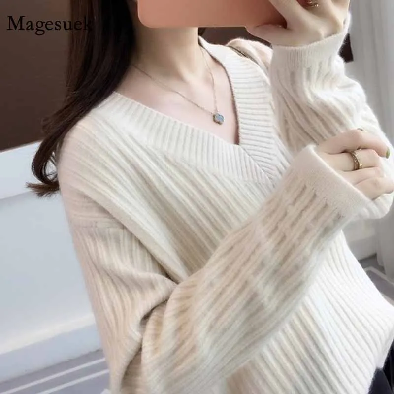 

Knitted Jumper Women V-neck Loose Long Sleeve Sweater Solid 2020 Autumn Winter Office Lady Korean Pullover Sweater Women 10324