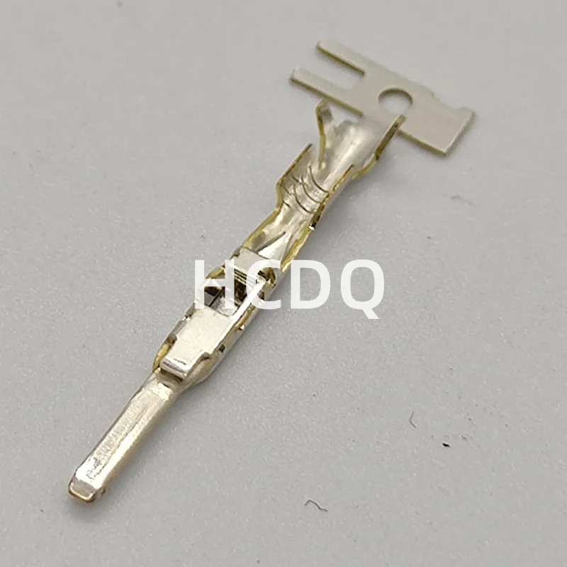 The original 82998-24350 Female automobile connector shell and terminal are supplied from stock