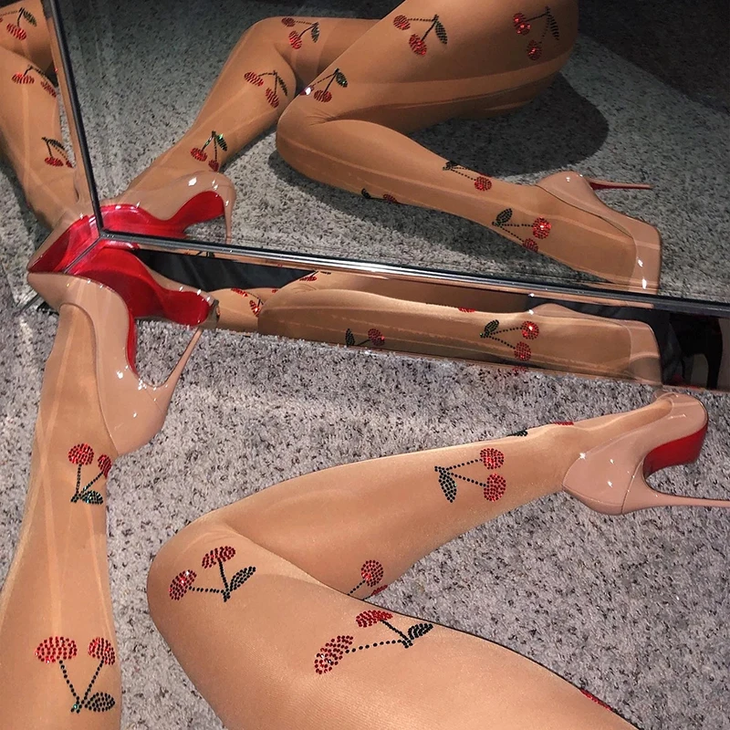 OMSJ-Bas ultra-fins pour femmes, collants basiques, mignons et sexy, sans diamant, vintage, nouvelle mode, 2024, 1 pièce