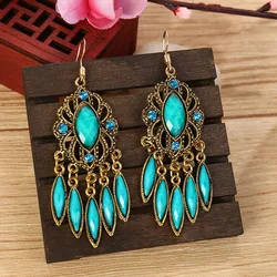 Ethnic Vintage Water Drop Earrings Antique Gold Color Hollow Flower Shaped Acrylic Crystal Dangle Women Earrings Jhumka Jewelry