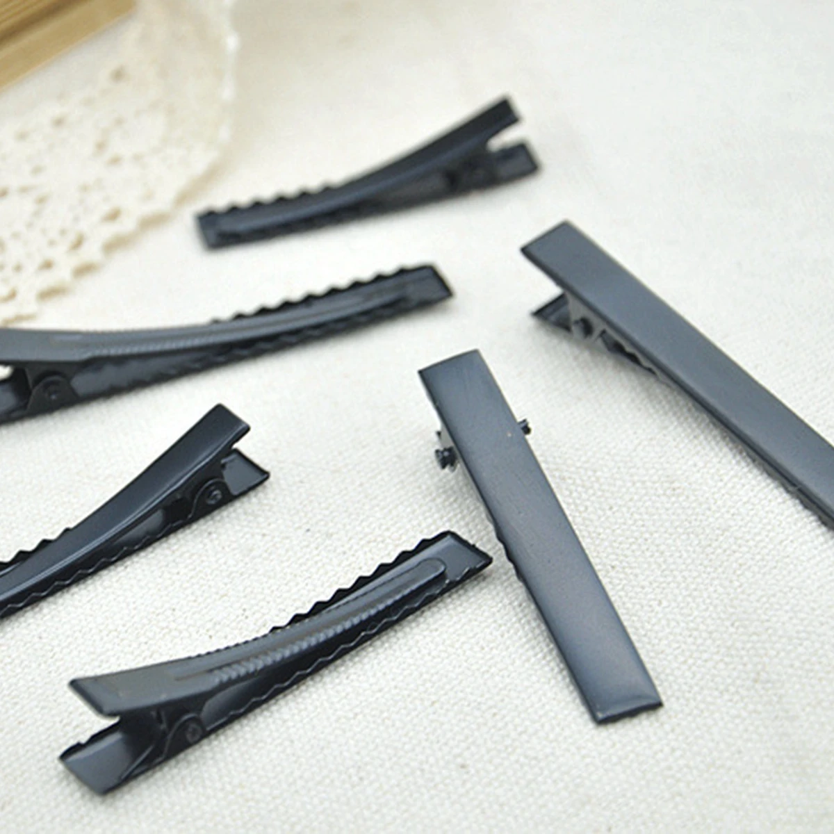 50 Matt Black Metal Pinch Alligator Hair Clips 40mm with Teeth Bows