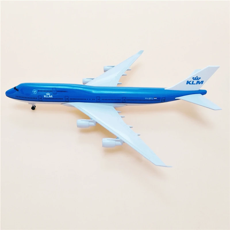 20CM Pesawat KLM Boeing B747 Royal Dutch Airlines Pesawat Pesawat Alloy Model Mainan dengan Landing Gear Anak-anak Hadiah Koleksi