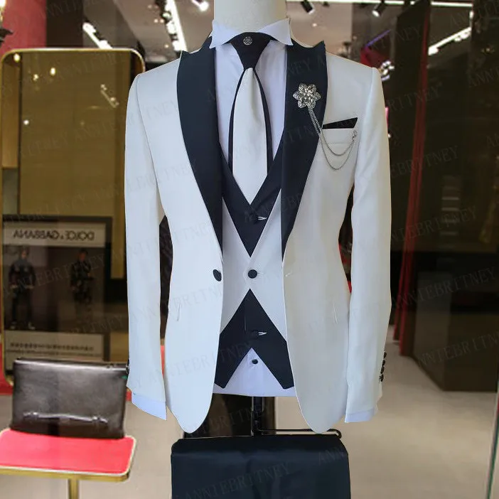 2023 New Suit Men 3 Pieces Slim Groom Wedding Suit Set Fashion Designs White Business Jacket Vest Royal Gold Pants Dress Tuxedo