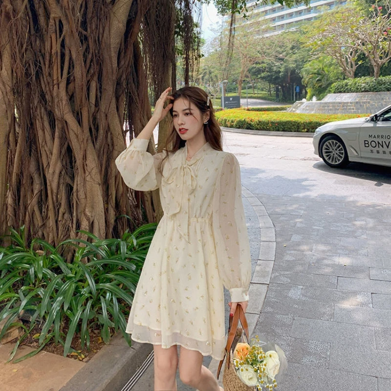 Sweet Floral Vintage Dress Women Korean Slim Long Sleeve Fairy Mini Dress Female 2021 Retro Elegant Princess Evening Party Dress