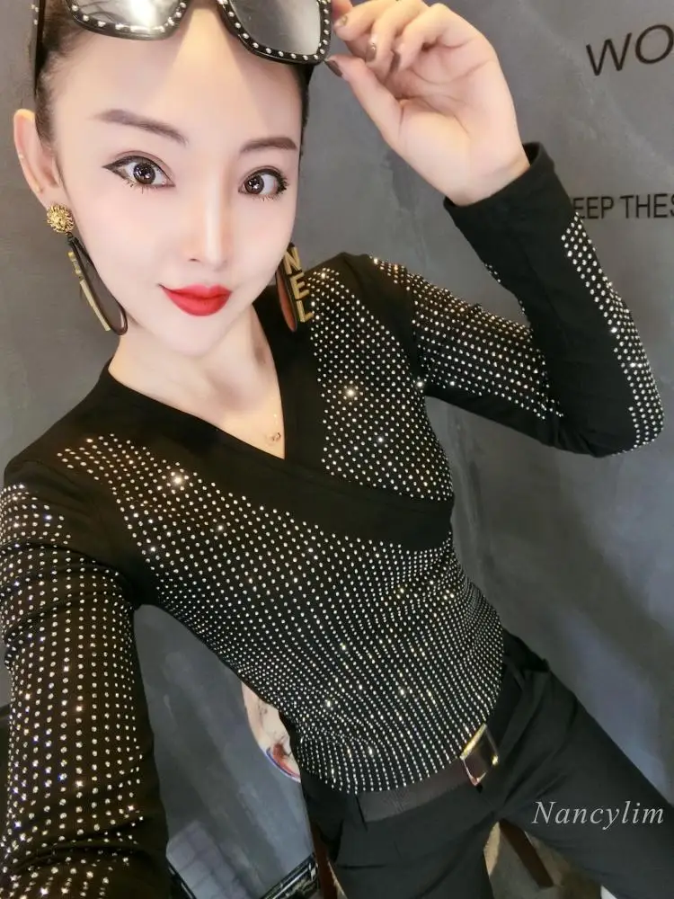 Rhinestone Long-Sleeved T-shirt Spring and Summer New Women\'s  Slim Fit V-neck Elegant Diamond Top Black Nancylim