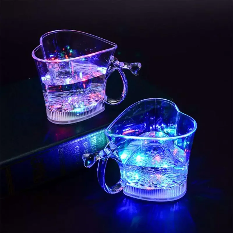 Light-Up Cup Love Heart Shaped Changing Color Magic Mug For Water Whisky Juice Beer Wine Bar Plastic Romantic Surprise Gift