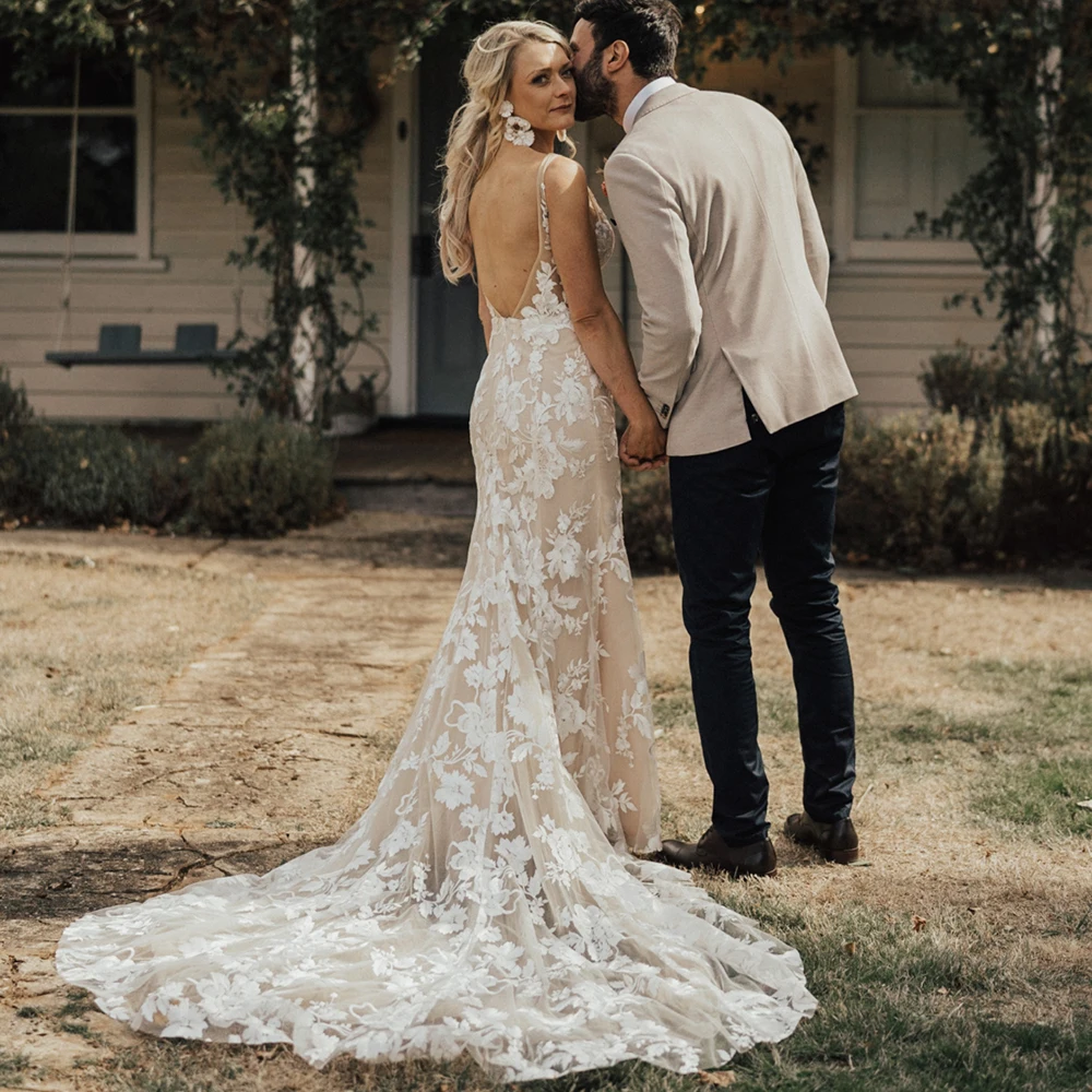 Robe Sirène en Dentelle Florale pour Patients de Mariage, Col en V, Dos aux, Dos aux, Grande Taille, Personnalisé, Rustique, Longue Mariée