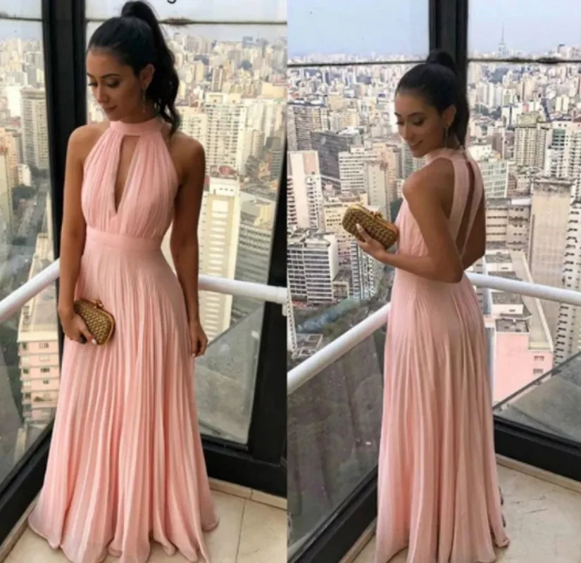 

Charming Pink Arabic Dubai Evening Party Dresses 2024 Sexy Backless Halter Long Formal Prom Gowns Robe De Soiree De Mariage