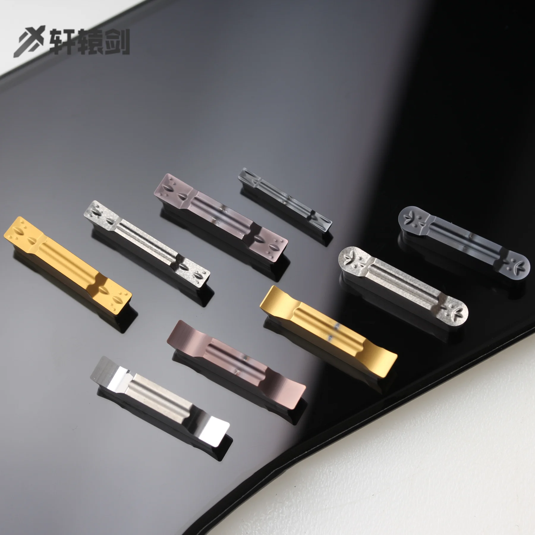 MGEHR1010-1 MGEHR1010-2 MGEHR1212-1 MGEHR1212-2 حامل MGEHR الحز MGMN150 MGMN200 آلة خرط تعمل بالتحكم الرقمي بواسطة الحاسوب إدراج لتحويل أداة