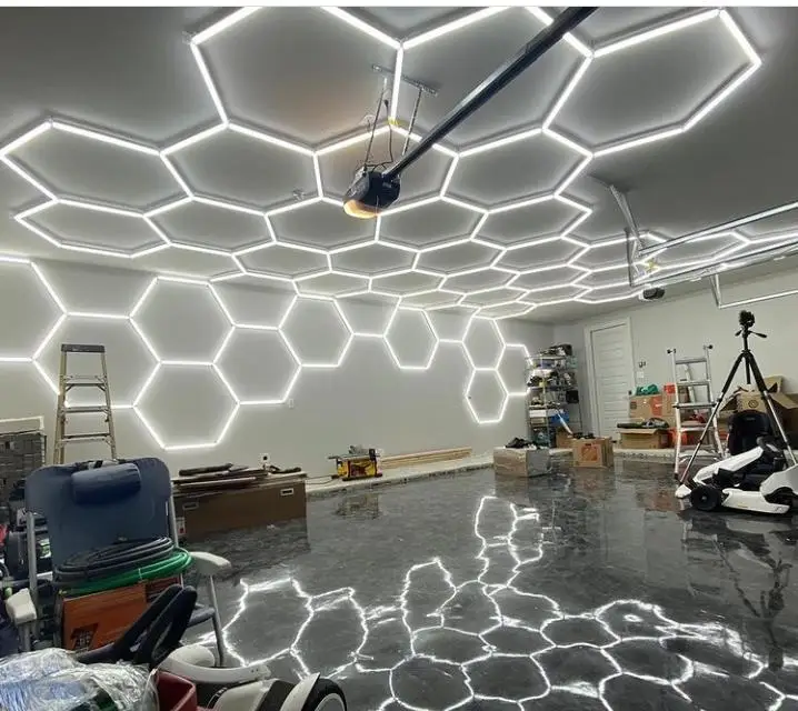 Customized Hexagonal Led Ceiling Light for Showroom Home Decoration AC 100-240V