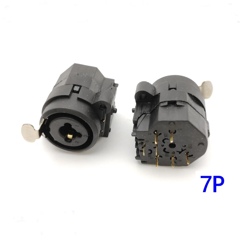 

XLR+6.35MM Dual Functions 3Pin XLR Female Jack Socket Panel Mount + Audio Jack 6.35mm Female Connector Professional Speaker Plug