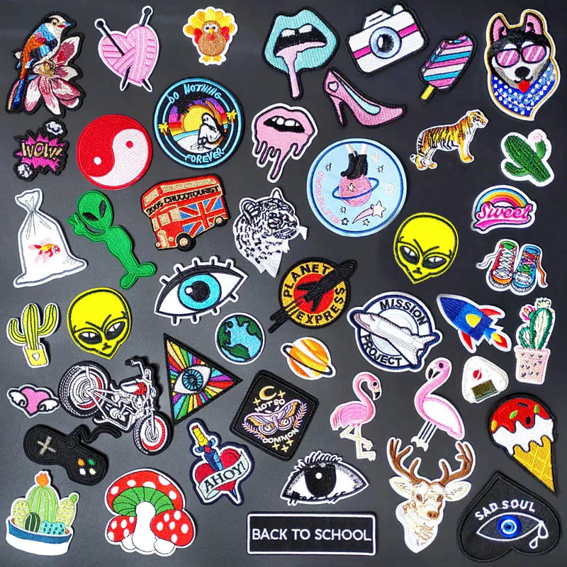 

Bird Eye Mouth Camera Patch for Clothing Iron on Embroidered Sewing Applique Cute Fabric Badge DIY Apparel Accessories