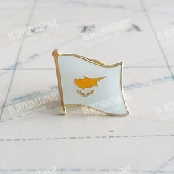 Cyprus  National Flag Crystal Epoxy Metal Enamel Badge Brooch  Collection Souvenir Gifts  Lapel Pins Accessories  Size1.6*1.9cm