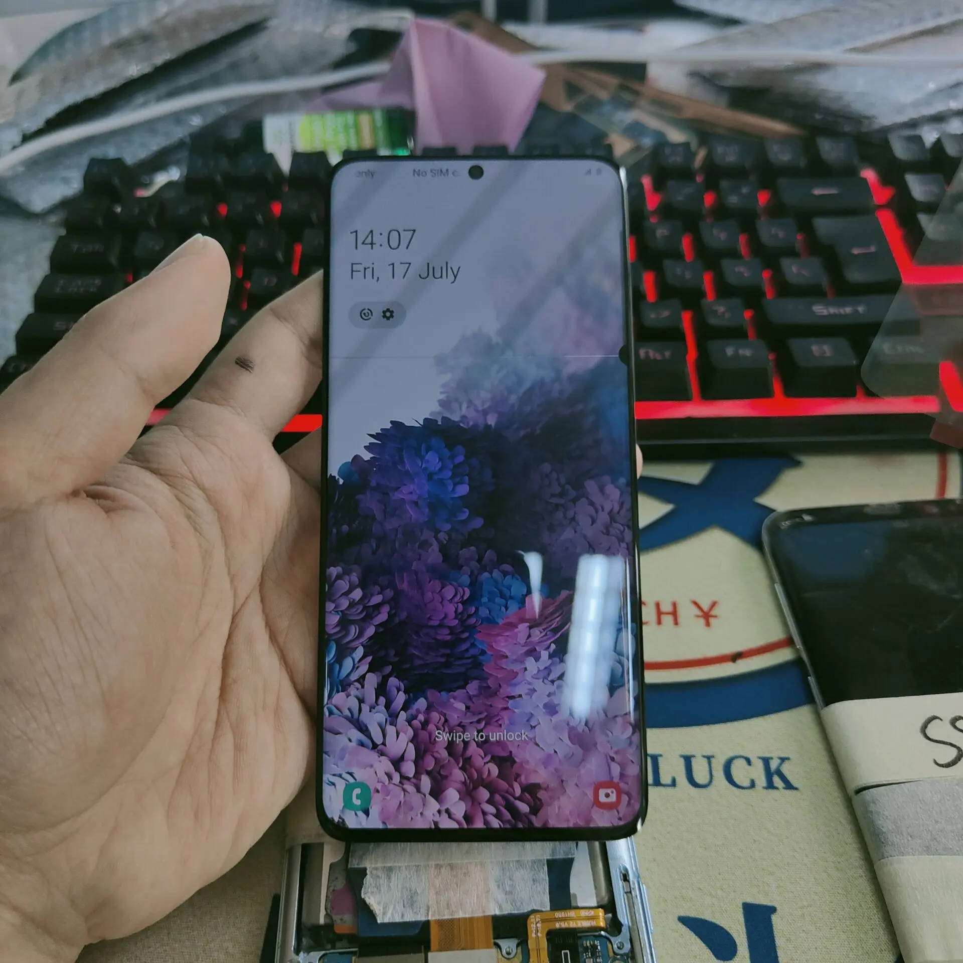 استبدال شاشة LCD لجهاز Samsung Galaxy S20 Ultra G988F: تقييم شامل لشاشة S980F الأصلية