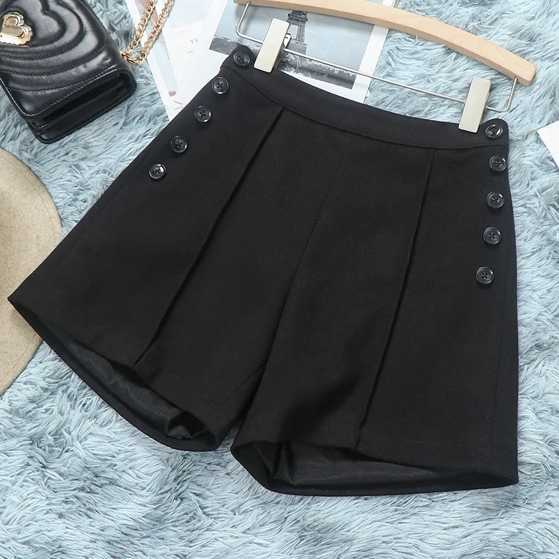 

All-match Black Shorts Women High Waist 2021 Autumn Winter Wide Leg Woolen Shorts with Buttons Decorate Ladies Short Pants