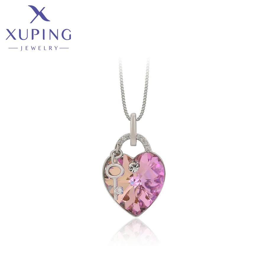 Xuping Jewelry Fashion Heart Shaped Crystal Pendant Necklace for Women Gift A00623482