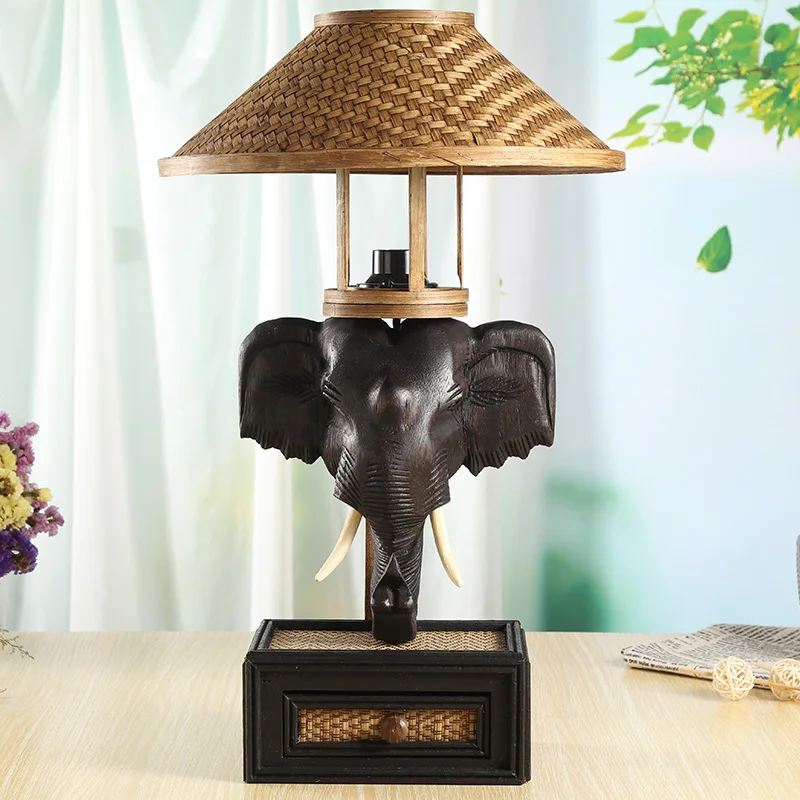 Elephant Table Lamp Bedroom Bedside Lamps Thai Creative Personality Table Light Retro Nostalgic Bar Hotel Decoration Desk Stand