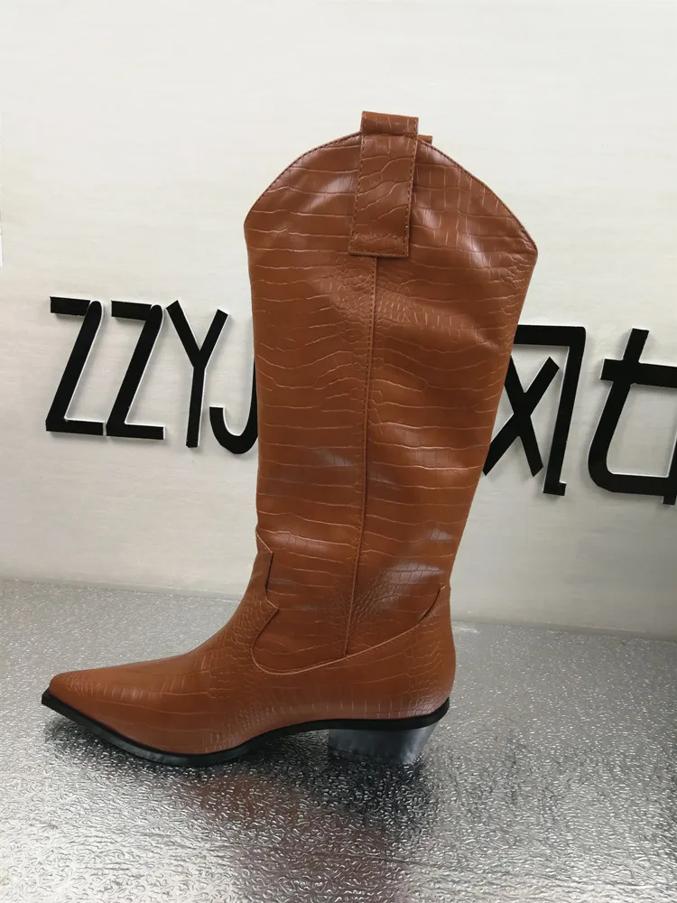 Zachodnie buty zimowe prawdziwej skóry do połowy łydki kowbojki dla kobiet klin Chunky 5CM obcasy krótkie buty motocyklowe Pointed Toe 2020