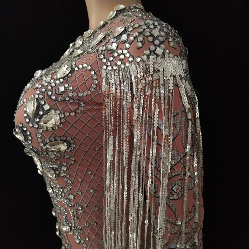 女性タッセルロングドレスナイトクラブブリンブリンクリスタル弾性スキニーラインストーンフリンジドレスウエディングイブニング歌手キャットウォーク衣装