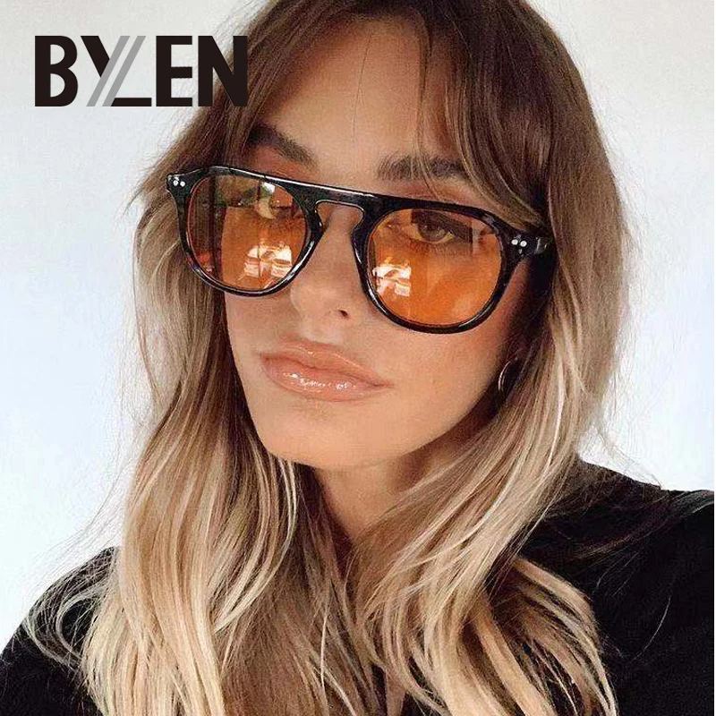 Fashion Oval Sunglasses Women Black Yellow Lens Rivet Sun Glasses For Women Trendy Sun Glasses Vintage Female Male Shades UV400