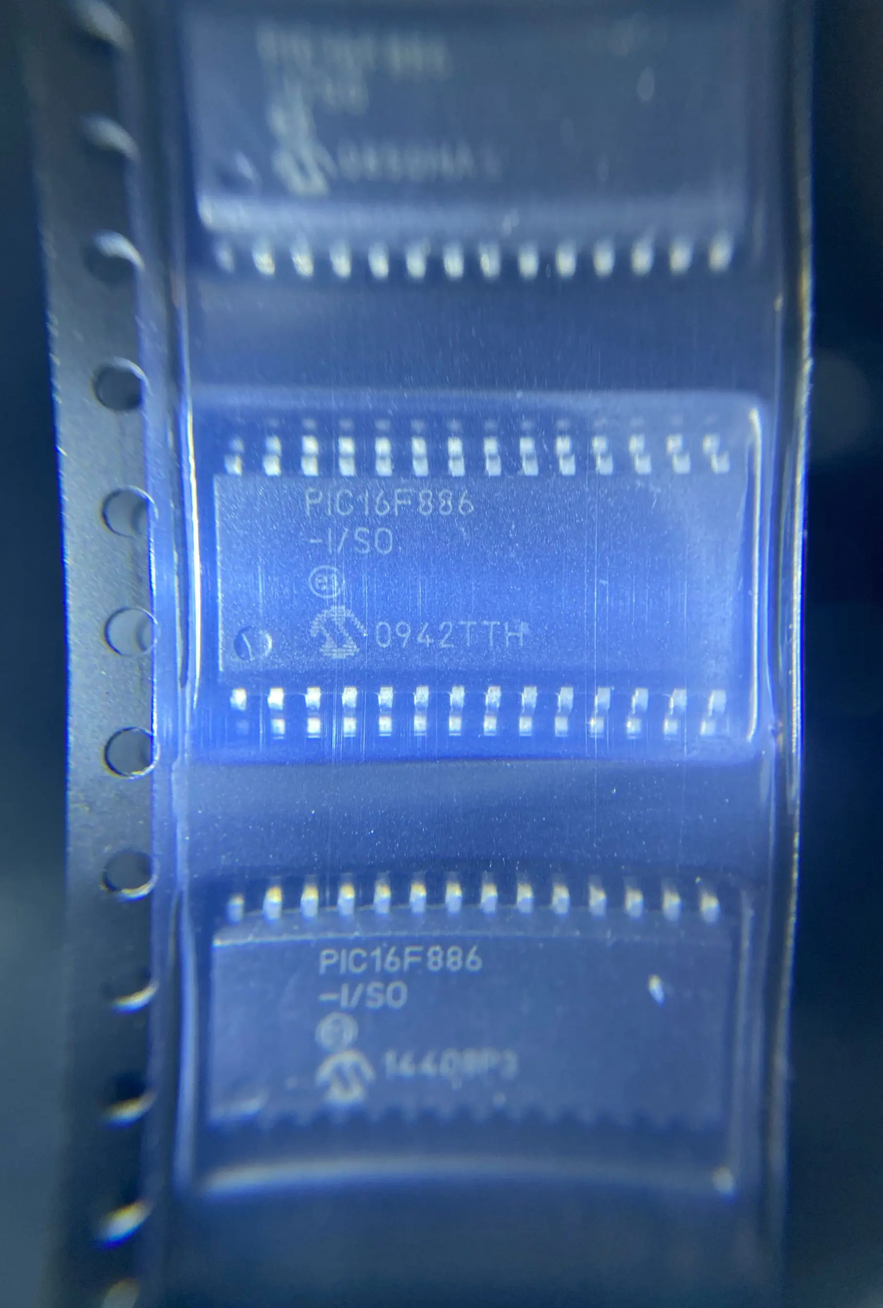 10 unids/lote PIC16F886-I/SO PIC16F886 16F886 SOIC28 nuevo Original envío gratis