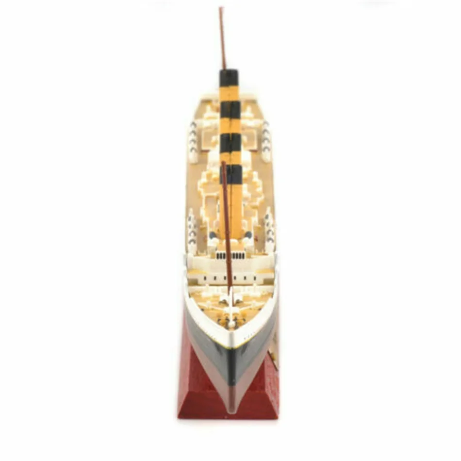 ATLAS 1/1250 Titanic Replica Cruise Ship Model Toy Vintage Boat Vehicle Diecast Atlas for Collect