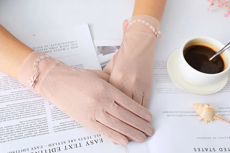 Sexy Summer Women UV Sunscreen Short Sun Screen Pearl Flowers Gloves Thin Ice Silk Lace Touch Screen Viscose Driving Gloves J53