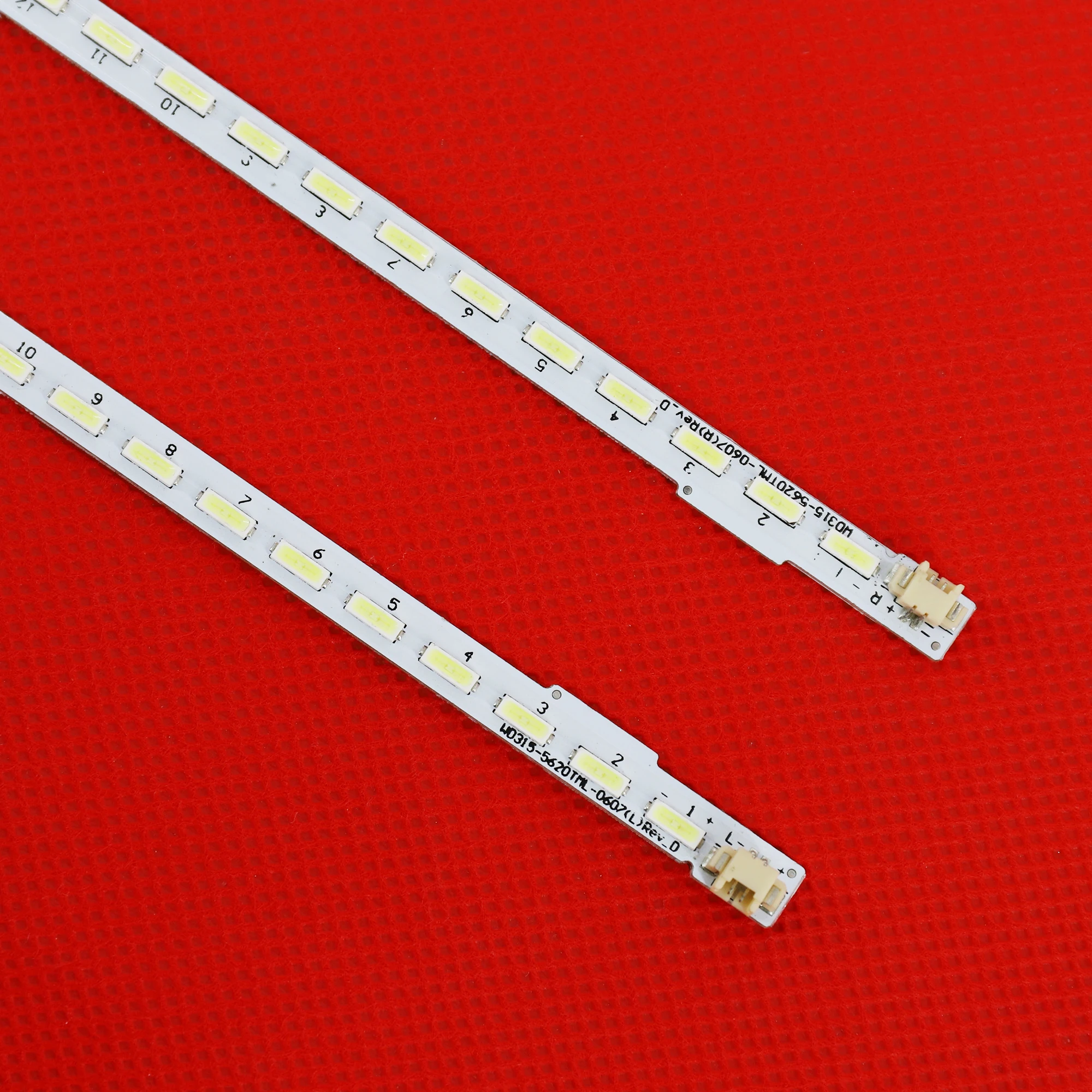 

2pcs LED Backlight Bar Replacemen for WD315-5620TML-0607(L) (R) Rev_B STV-LC3225AWL 42lamps