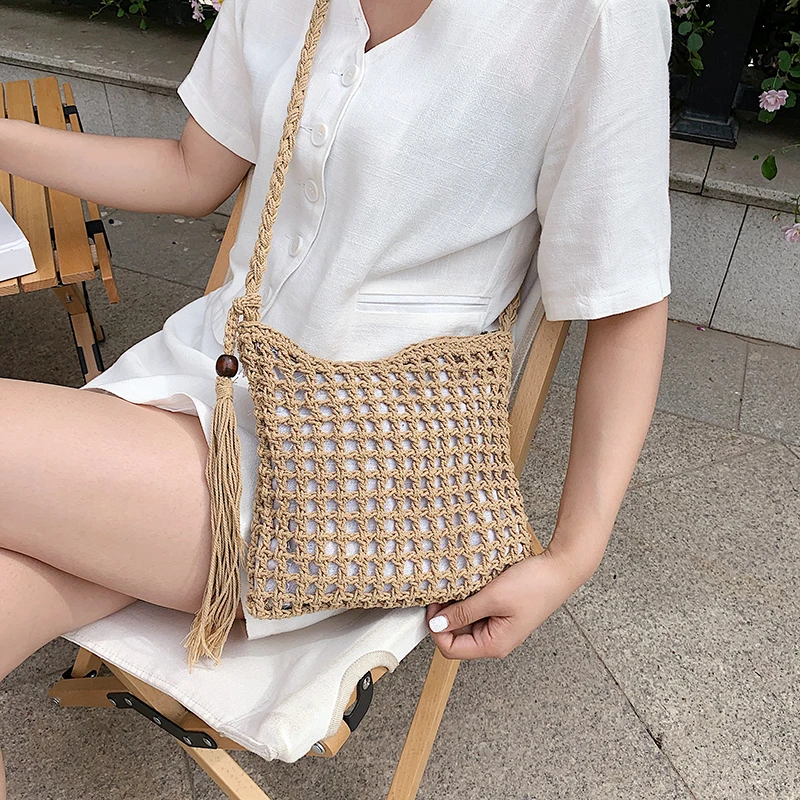 Hollow Out Tassel słomy splot torba na plażę duże torby na ramię Crossbody kobiety Casual Tote Bolsos De Playa 2021 torebki Sac A Main